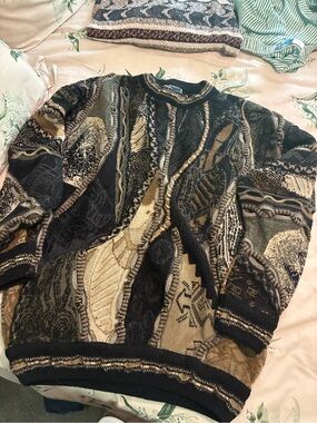 Men's Textured Multi-Color Crewneck Sweater